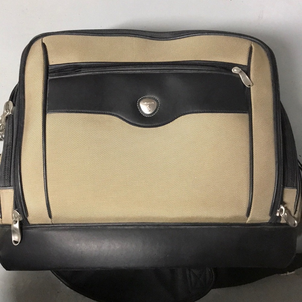 Laptop bag